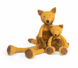 MOULIN ROTY Les Baba-Bou Big Fox sitting on the floor with Little Fox