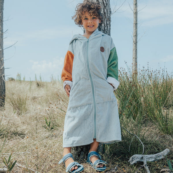 Child wearing CRYWOLF Everywhere Zip-Up Towel - Ocean Colour Block