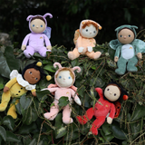 6 Backyard Buddies sitting in the bushes