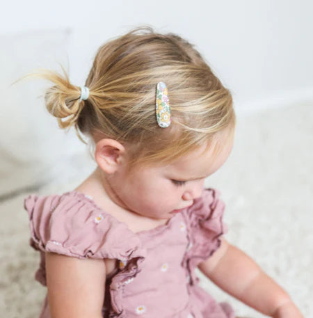TODDLER wearing the JOSIE JOAN'S Little Sophie Hair Clips