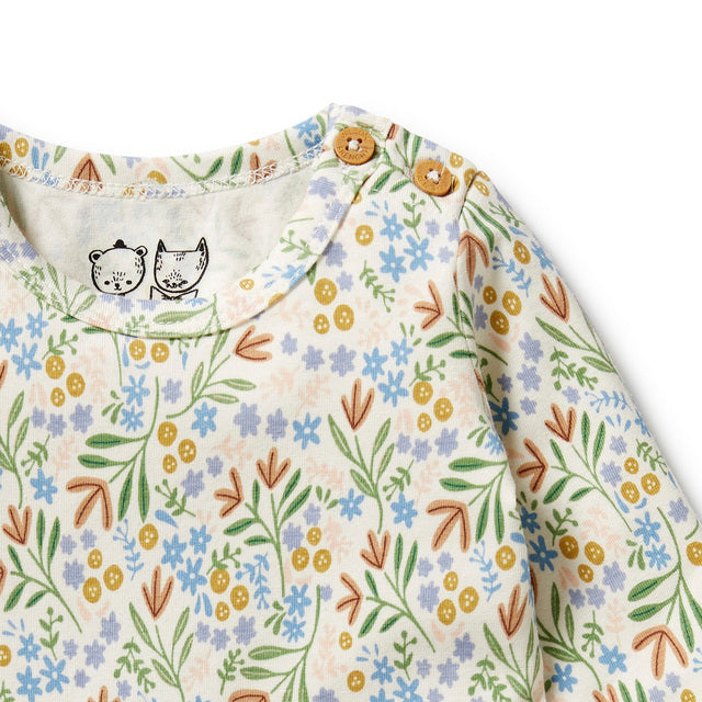 Detail view of button shoulder opening WILSON + FRENCHY Tinker Floral Organic Bodysuit